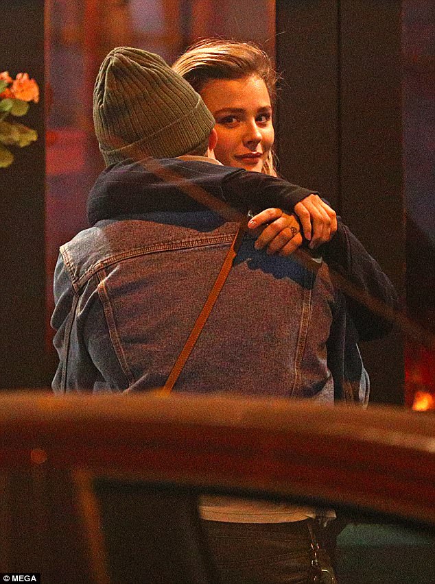 布鲁克林和小贝的恋情,布鲁克林贝克汉姆恋爱