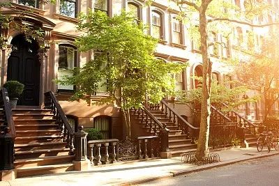 洛杉矶一个家庭生活费一般多少,洛杉矶生活一个月多少钱