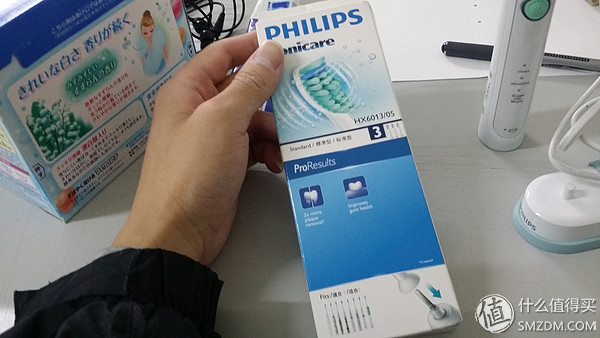 飞利浦电动牙刷6730问题,飞利浦牙刷6730拆解视频