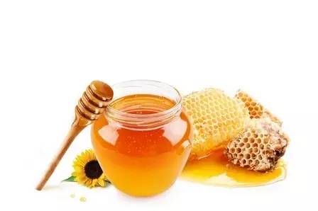 pola美白丸日本人吃吗,pola美白饮搭配什么喝最好