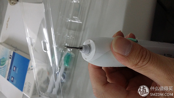 飞利浦电动牙刷6730问题,飞利浦牙刷6730拆解视频