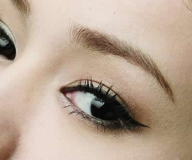 眼部化妆的正确步骤初学者单眼皮,眼部化妆的正确步骤初学者