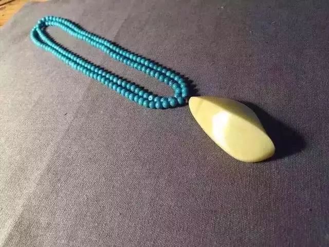 地摊手串为什么便宜,十种手串都是地摊货