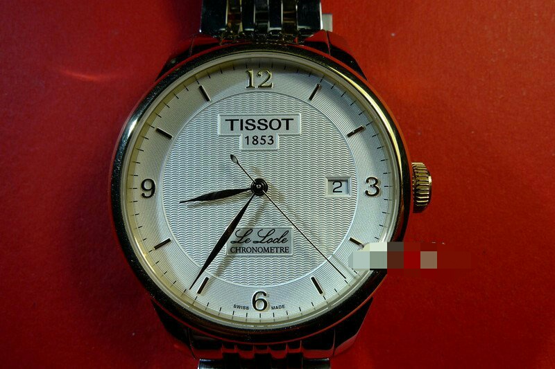 天梭力洛克泰国买的,第一次买天梭力洛克手表