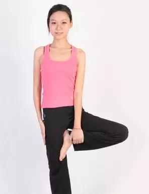 瑜伽练手臂力量最好的方法,空中瑜伽幻椅式手臂平举功效