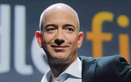 比尔盖茨是如何错失世界首富的,世界首富比尔盖茨的成功经历