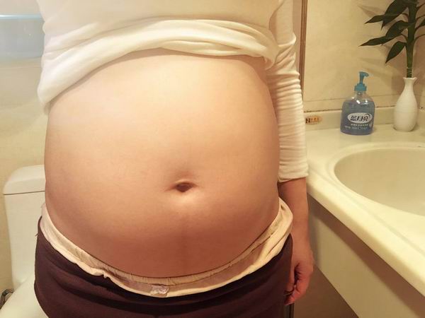 未来丈母娘不同意未婚先孕,丈母娘说要结婚才能生2胎