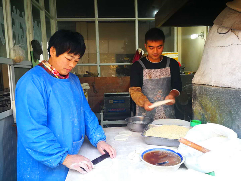 烧饼哥一天收入多少钱,烧饼哥年入百万