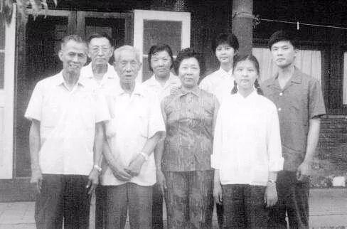 津门足坛双百颂名单,津门足坛双百颂陈金刚