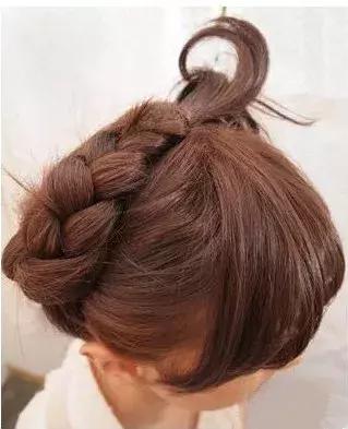 短发冬天气质编发教程,发型编发女中短发气质