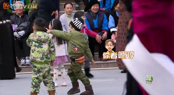 max和嗯哼片段,max和嗯哼哭