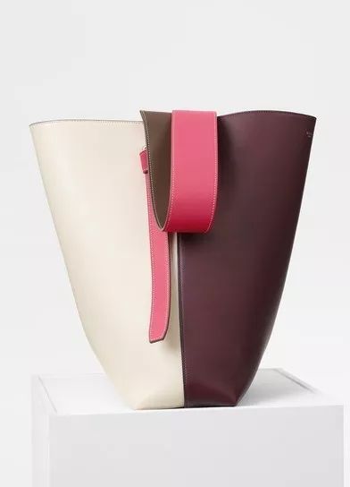 月薪5000的我是怎么存钱买房的,月入多少穿得起celine