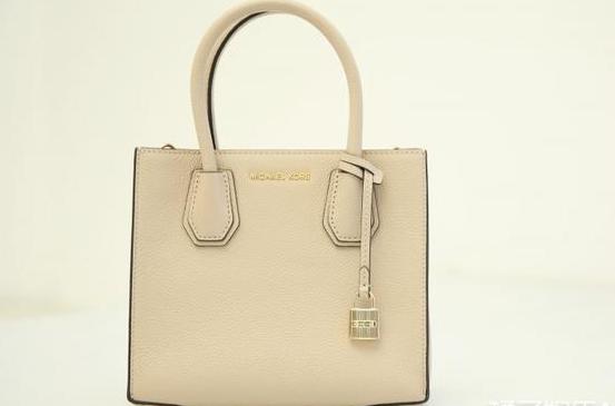 杨幂mk黑包包,杨幂mk包推荐