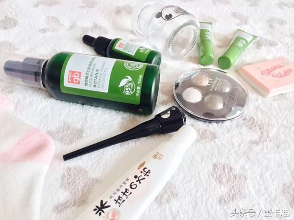 收集了一些纯天然美妆小品牌,show给大家看看