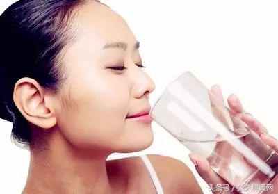 急性胃炎更难受3个小方法来急救,急性胃炎引起的心慌难受怎么办