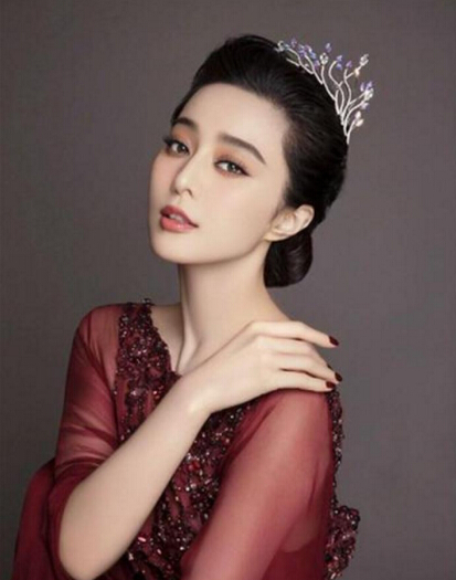 范冰冰佟大为回忆《苹果》戏份，范冰冰：佟老师很懂得保护我