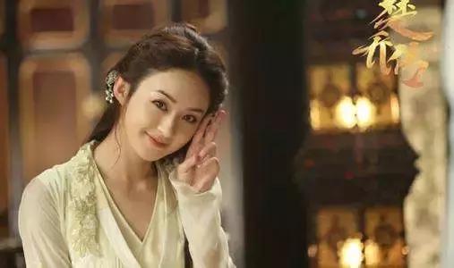 赵丽颖浪琴优雅大使的裙子多少钱,浪琴2018年官宣赵丽颖为优雅大使