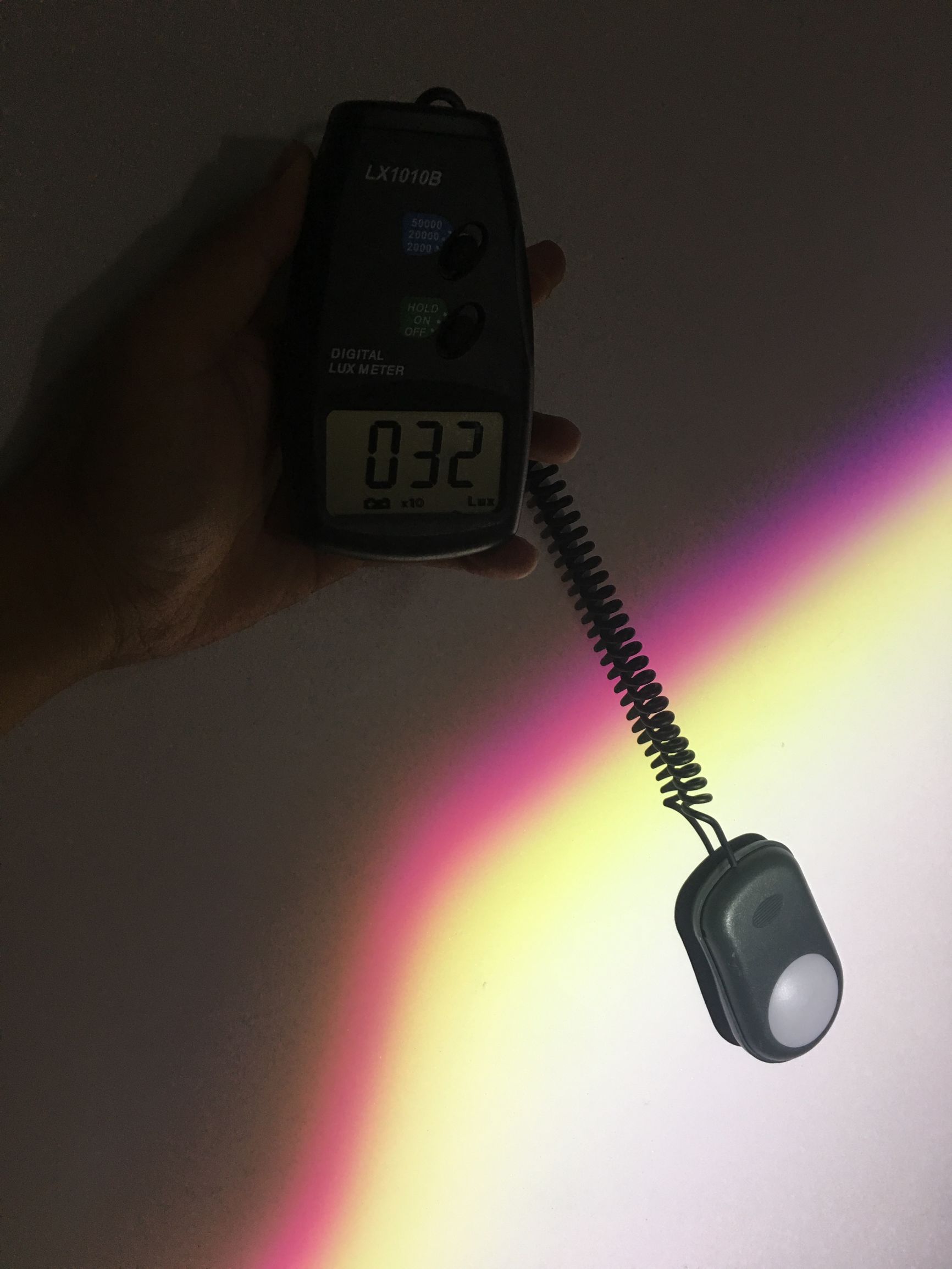 改灯匠,led透镜好还是海拉5透镜好