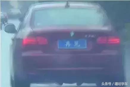 男子无证驾驶大货车,男子无证驾驶危险品车辆上路