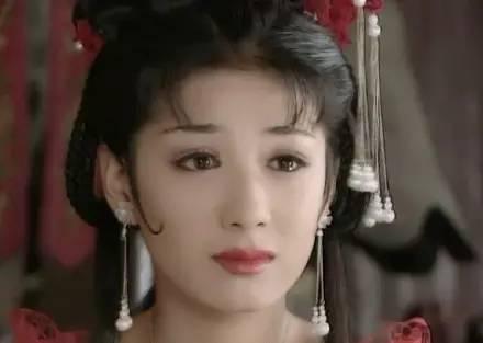 黄奕的脸为何变化这么大,黄奕年轻时的古装造型真的很惊艳