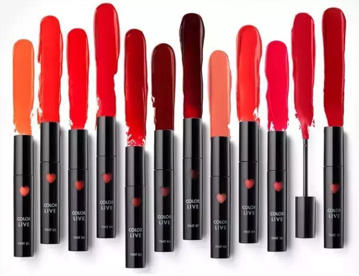 圣诞限定款口红试色,好物推荐口红便携