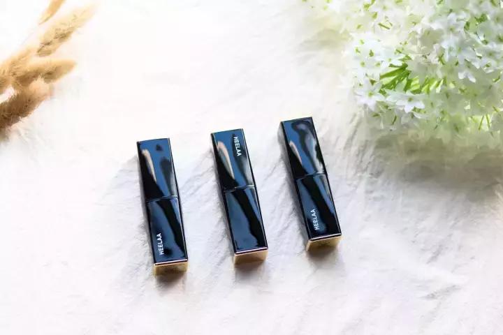 圣诞限定款口红试色,好物推荐口红便携