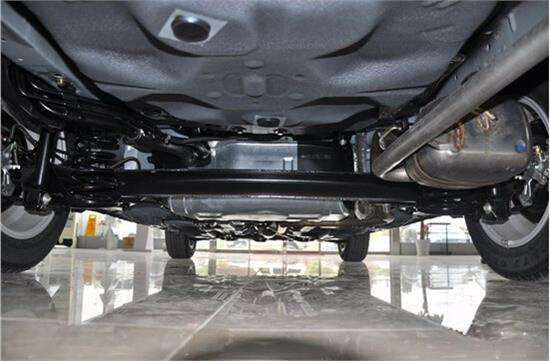 做橡胶底盘装甲隔音效果好么,喷涂底盘装甲对隔音帮助大吗