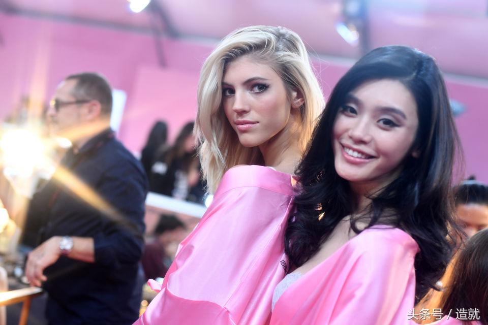 维密秀王思聪和奚梦瑶,王思聪对奚梦瑶评价