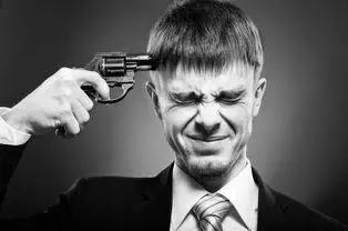 什么我第一夜就被刀了？我该怎么办