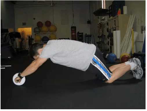 练腹肌用腹肌轮还是其他方式,腹肌轮跪着练能练出腹肌吗