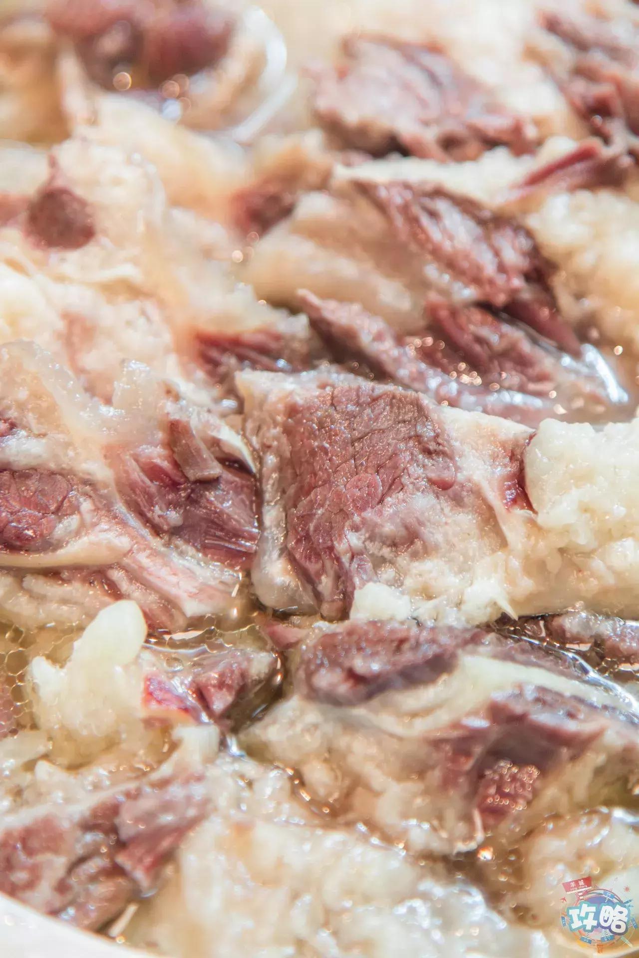 七爷清汤腩用的是什么辣椒酱 (广州最好的港式茶餐)