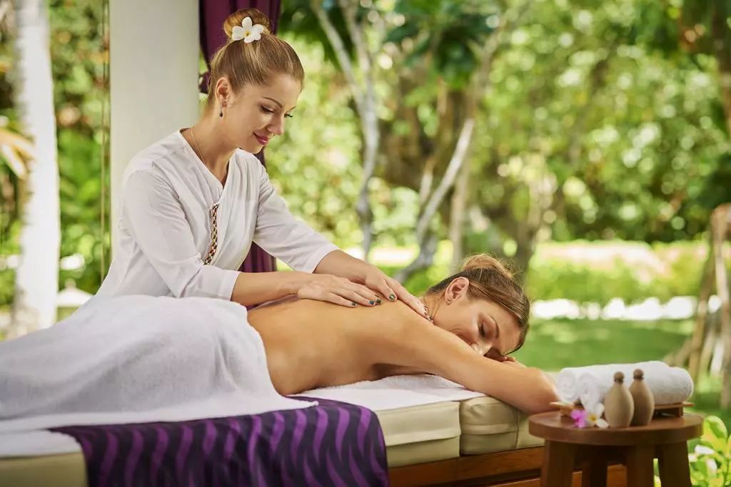 马尔代夫maldives是哪个岛,马尔代夫美居岛海景