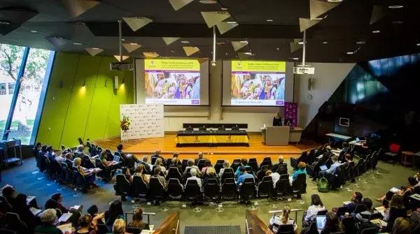 新南威尔士大学机器人,新南威尔士大学羽毛球校队