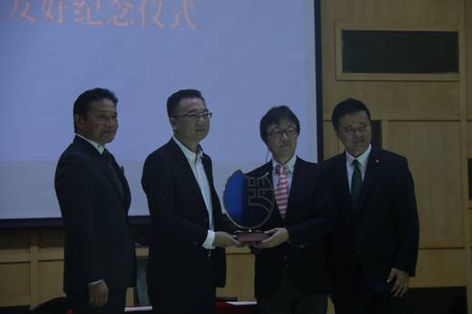 珠宝服务细节有哪些,中国珠宝行业100强