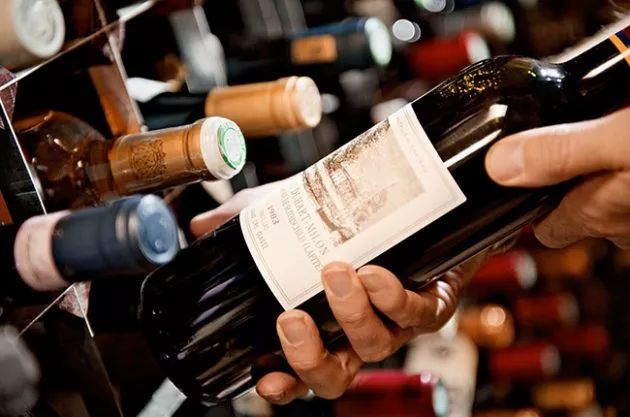 餐厅用菜谱点菜好还是看菜点好,餐厅如何做到点菜方便出菜快