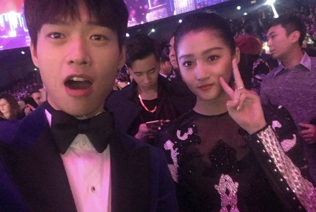 鹿晗关晓彤,鹿晗叫关晓彤小怂的视频