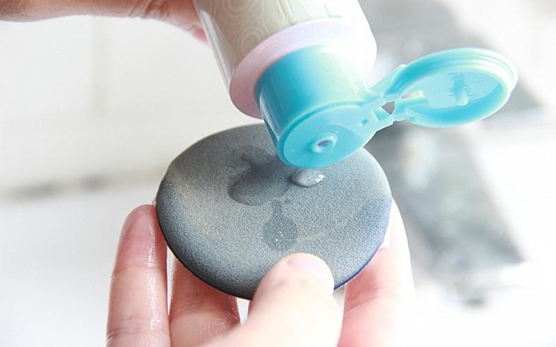 粉扑脏了怎么洗干净方法,粉扑脏了如何洗干净