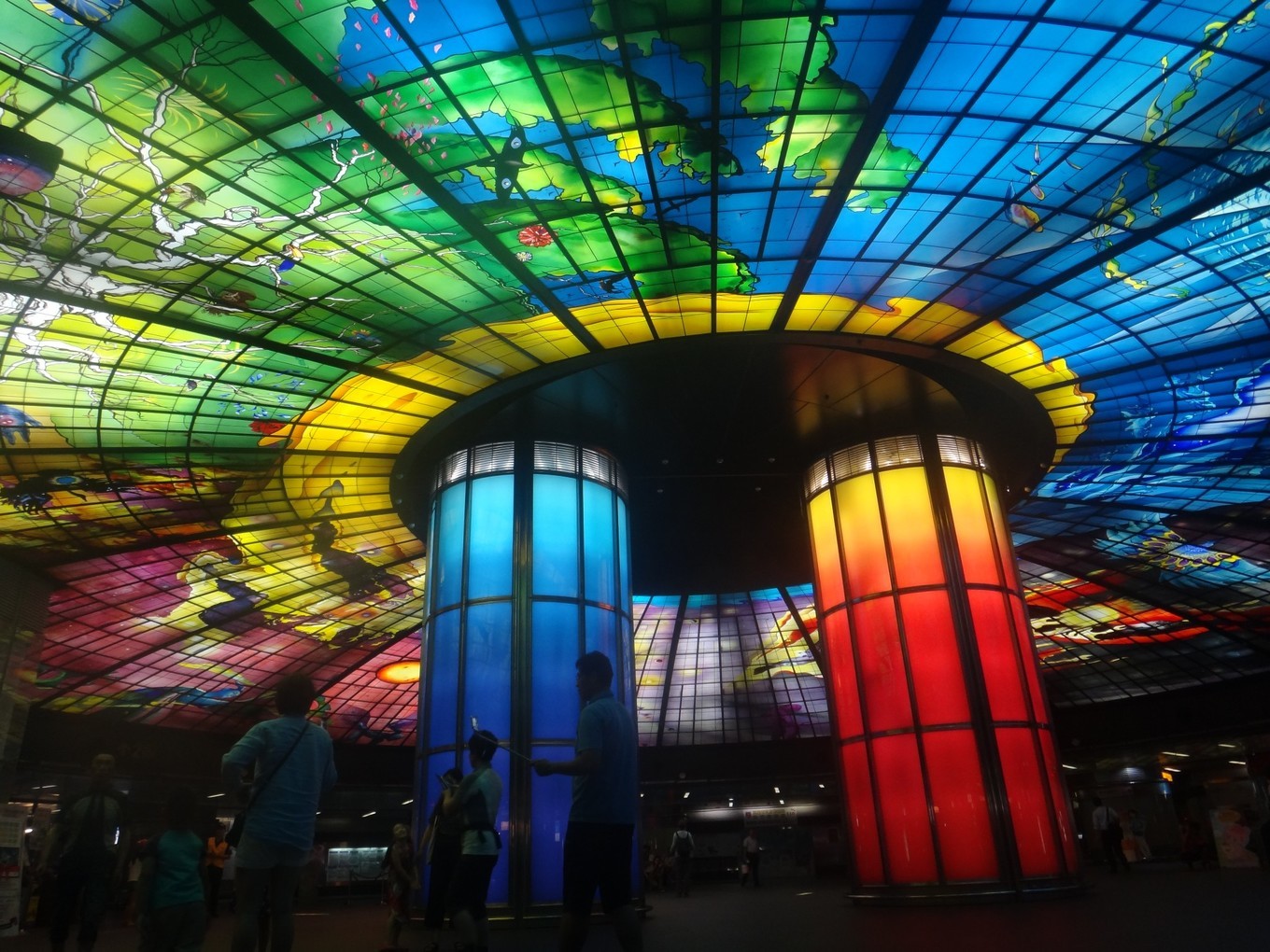 台湾环岛游15天跟团,台湾高雄六合夜市