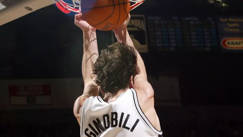 马努吉诺比利动态壁纸,巅峰吉诺比利壁纸