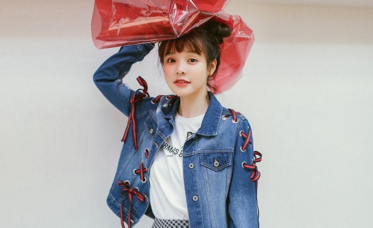 外套来个蝴蝶结，不止CUTE