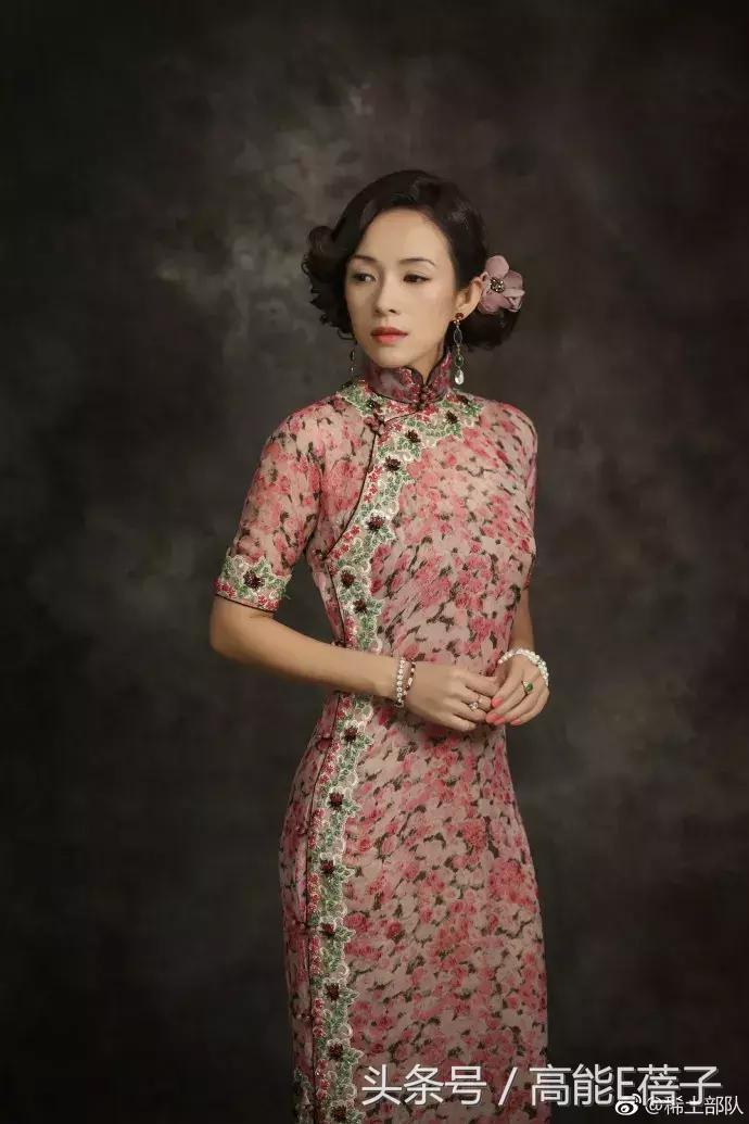 章子怡无滤镜无美颜老态,40岁的章子怡皮肤仍然紧致白皙