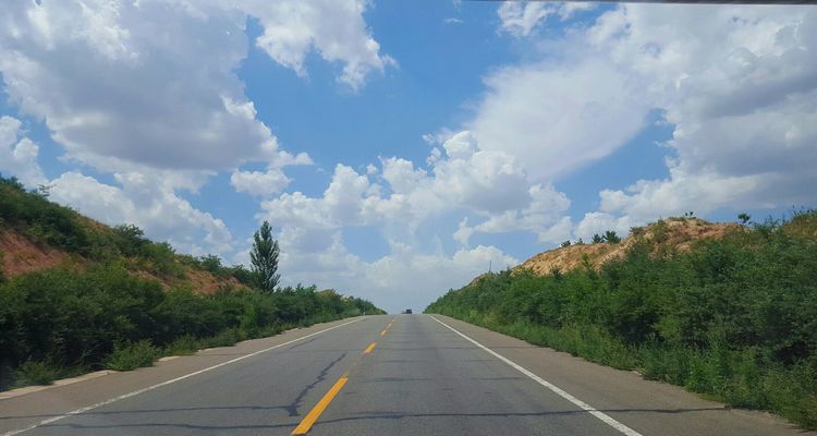 恩格贝沙漠自驾游,走进原始森林房车游记