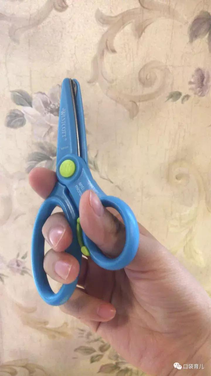 怎么教孩子用剪刀,如何给宝宝示范用剪刀
