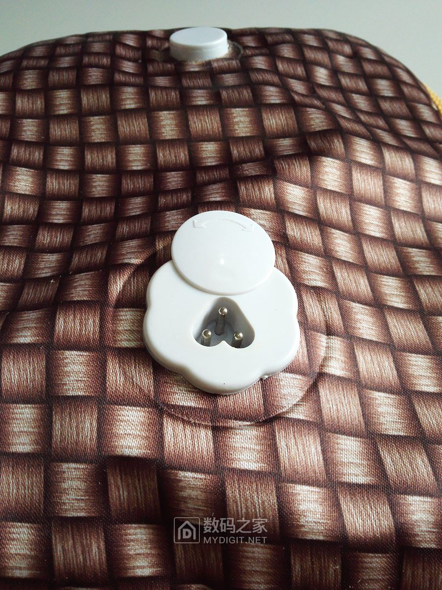 蓄水式热水袋,电热式暖水袋拆解