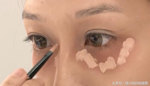 如何拯救黑眼圈眼袋,怎么拯救眼袋和泪沟