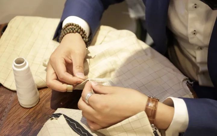 苏州这些禁欲系男神定制店,治好了我多年的小鲜肉综合症