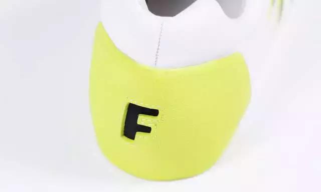 花5分钟，就把过时的基本款，变成了最火超模同款…