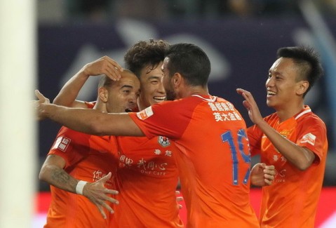 鲁能让李宵鹏挂帅能挺多久？三年内别提争冠鲁能未来可期