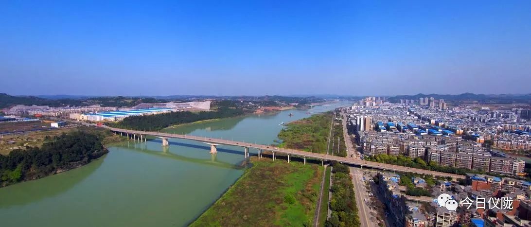 一座幸福感爆棚的滨江小城,一座山清水秀的幸福小城