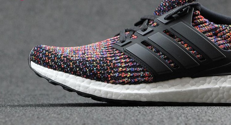 阿迪pureboostgo黑色和白色哪个好看,阿迪pureboost和ultraboost的区别